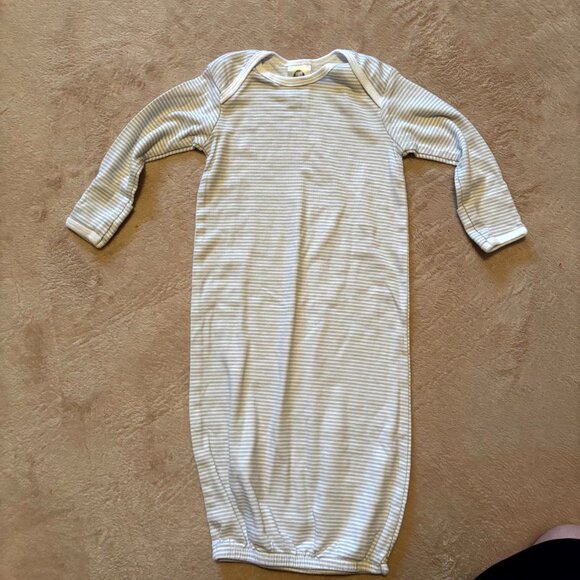 Baby Gown & Sleeper Lot 0–3M – Carter’s, Cloud Island, Circo – Neutral Elephant - Picture 11 of 14